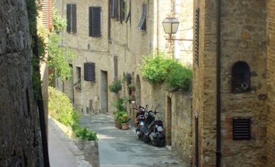 Volterra-Toskana_02